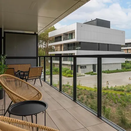 Shellter 117 H - By Jantar * Rogowo (Gryfice)