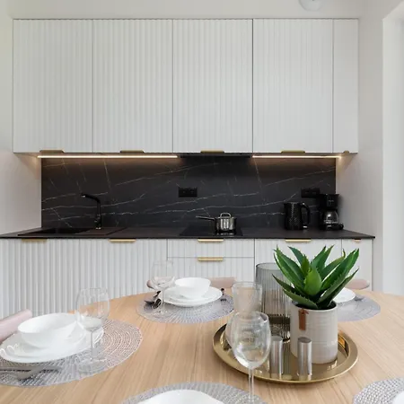 Shellter 117 H - By Jantar Rogowo (Gryfice)