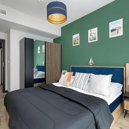 Shellter 117 H - By Jantar Daire